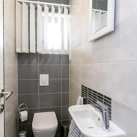 Brajdine - Mimi Апартаменты *